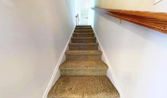 203 Cynwyd Dr, Absecon, NJ 08201
