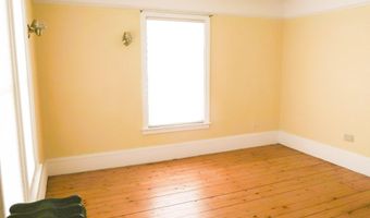 22 E Chestnut St, Augusta, ME 04330