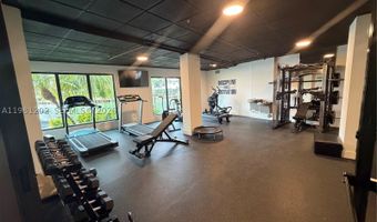 9350 W Bay Harbor Dr 5C, Bay Harbor Islands, FL 33154