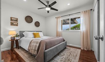 99-1170 Halawa Hts Rd, Aiea, HI 96701