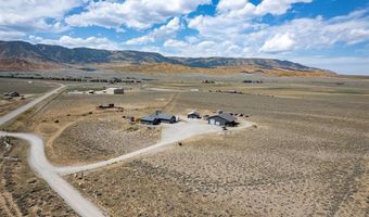 5 Cowboy Dr, Clark, WY 82435