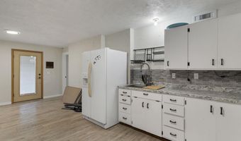 33844 Sunnyview Dr NE, Albany, OR 97322