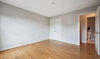 21 STERLING Ct, Rockville, MD 20850