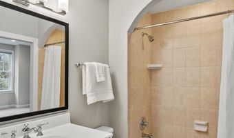 8008 GLENBROOK Rd, Bethesda, MD 20814