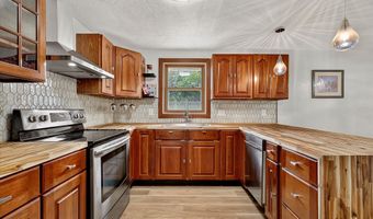 2227 Tartan Rd, Anderson, IN 46012