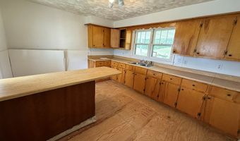 838 State Garage Rd, Albany, KY 42602