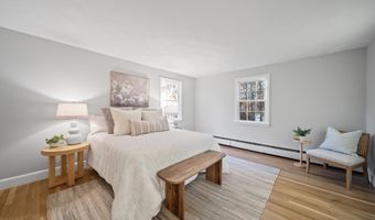 4 Forest Rd, Atkinson, NH 03811