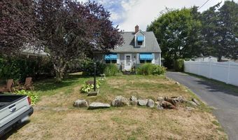 56 Bayberry Rd, Narragansett, RI 02882