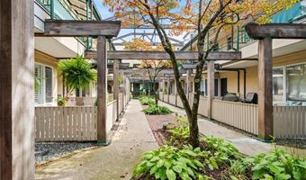 40 Web Ave 221, North Kingstown, RI 02852