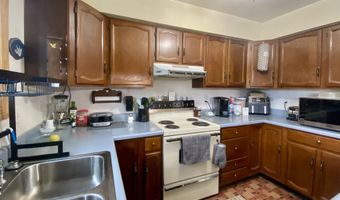 17250 Armada Ctr, Armada, MI 48005