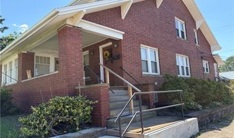 2031 Ridgewood Ave, Alliance, OH 44601