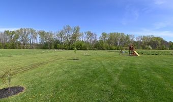 6478 MAIN St, Abrams, WI 54101