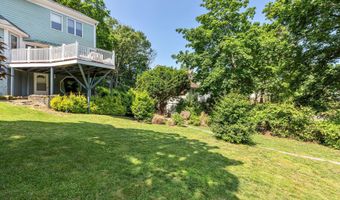 29 Grand Ave, Atlantic Highlands, NJ 07716