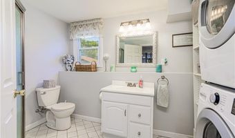 7 Lydia Ave, North Providence, RI 02904