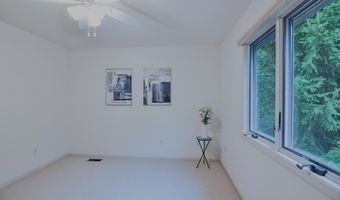 588 Green Rd, Ann Arbor, MI 48105