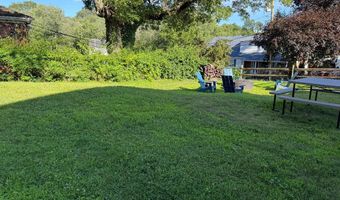 2 Capalbo Pl 2nd Floor, Cos Cob, CT 06807