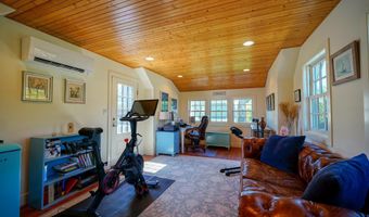 32 SHIPCARPENTER Sq, Lewes, DE 19958