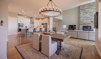 44 Sugar Bars Dr, Cody, WY 82414