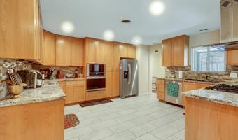 4284 Panorama Dr, La Mesa, CA 91941