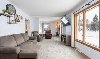 1607 7th St SE, Austin, MN 55912