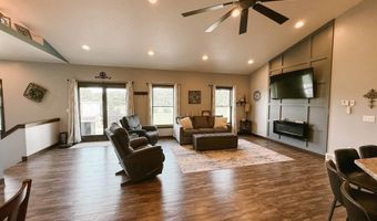 111 Arkansas Ave, Alton, IA 51003