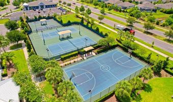 6135 VOYAGERS Pl, Apollo Beach, FL 33572