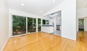 8311 LILLY STONE Dr, Bethesda, MD 20817