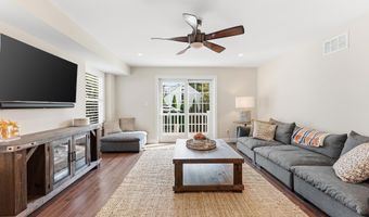 141 30th St, Avalon, NJ 08202