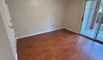 6924 FAIRFAX Dr #140, Arlington, VA 22213