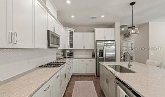 8 Hartwell Rd, Bluffton, SC 29910