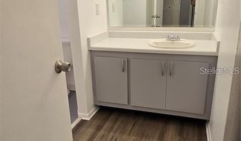 512 ORANGE Dr 30, Altamonte Springs, FL 32701