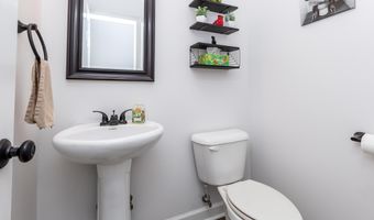 410 Raeford Rd, Angier, NC 27501