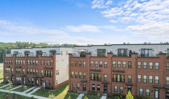 23158 HORSESHOE TRAIL Sq, Brambleton, VA 20148