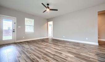 909 Emerson Dr, Anna, TX 75409