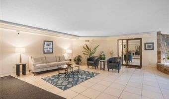 200 Hoffman Ave 402, Cranston, RI 02920