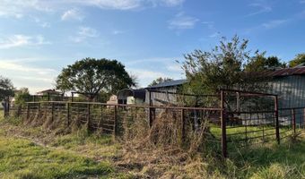 2452 S Carr Pen Rd, Atoka, OK 74525