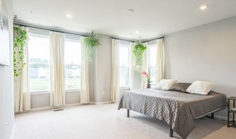 20306 NEWFOUNDLAND Sq, Ashburn, VA 20147