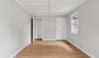 295 S Main St, Auburn, ME 04210