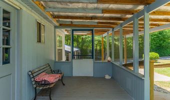 1462 Mccauley Rd, Baker, FL 32531