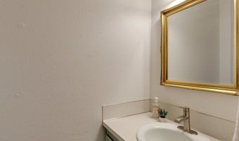 17822 NW LAKEWAY Ct, Beaverton, OR 97006