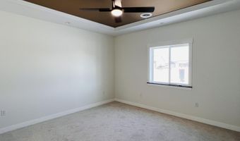 921 Willet St, Aberdeen, SD 57401