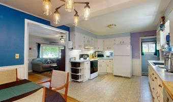69 Arlington Ct, Burlington, VT 05408