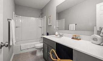 277 Springview St, Ann Arbor, MI 48103