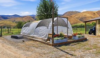 662 N Highway 93, Carmen, ID 83462