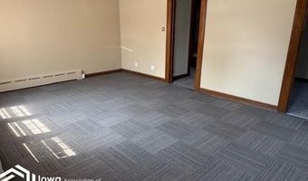 220 W State St, Algona, IA 50511