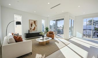 2202 Thurman Ave, Los Angeles, CA 90016