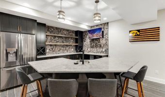 6129 NE Sherman Dr, Ankeny, IA 50021