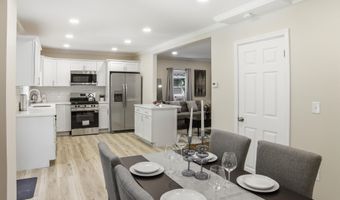 16 Deepwood Dr, Cheshire, CT 06410