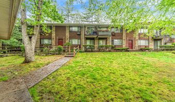 173 Kennedy Dr 173, Bridgeport, CT 06606