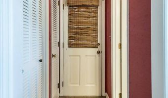 220 Lakeshore Dr, Alma, GA 31510